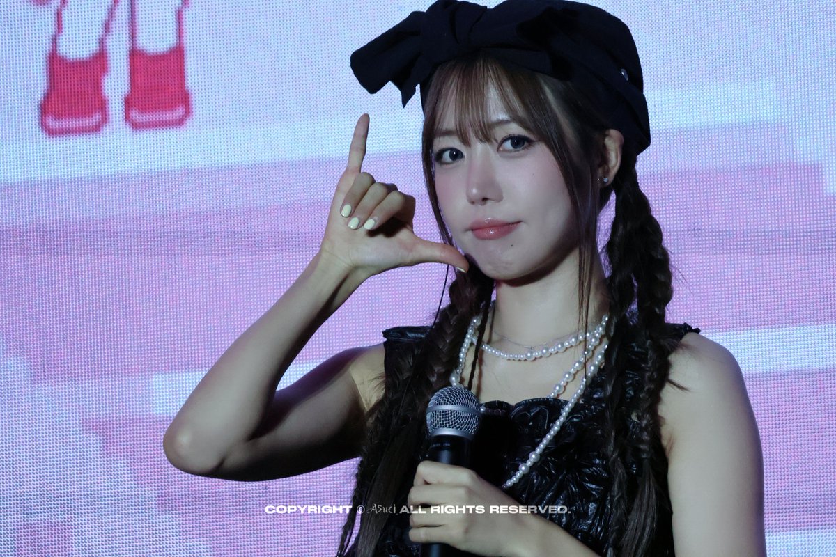 Asuci1229's tweet photo. 260627 <ALWAYS IN PINK：2026 APINK FANMEETING IN SHANGHAI>

귀여워요✧⁺⸜(●˙▾˙●)⸝⁺✧
@APINKKNJ 

#김남주 #남주 #Namjoo 
＃에이핑크 #Apink https://t.co/ehLNOdOiJD