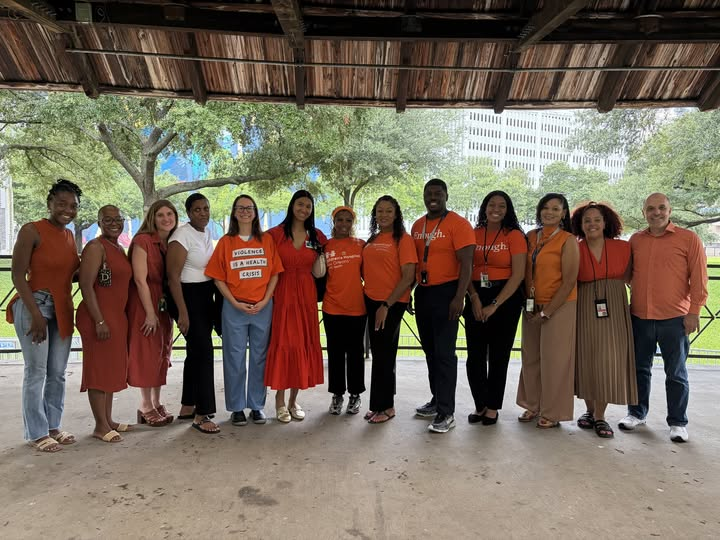 ashraf_esmail1's tweet photo. #my @du1869
myDU @HipHopPrez
EJohnson @MsThesaurus1  

We were proud to participate in Wear Orange observance.  This is a national movement honoring victims and survivors of gun violence while raising awareness about the importance of safe communities &amp; violence prevention. https://t.co/IYd4dCf22R