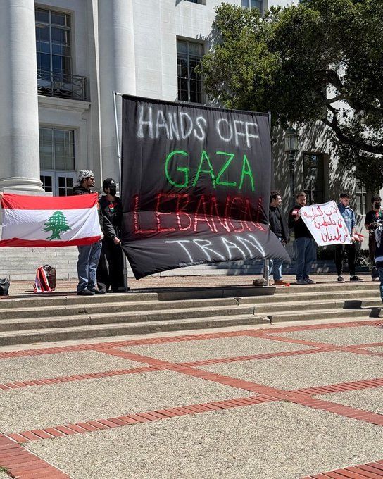 InsiderWorld_1's tweet photo. #USA - A demonstration was held at the University of California, Berkeley in solidarity with Gaza, Lebanon, and Iran. https://t.co/a2kRlAIhvx