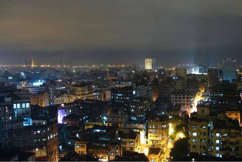 IndianTrainFan's tweet photo. Why I consider myself to be lucky/privileged living in Kolkata city?

I keep going through broken infra issues of other state capitals on Twitter-X which compound cost of living when compared to per capita GDP for their residents

Just give 5 years to #Kolkata 🇮🇳

Agree?? 🌃🏛 https://t.co/vY7px5jXOh