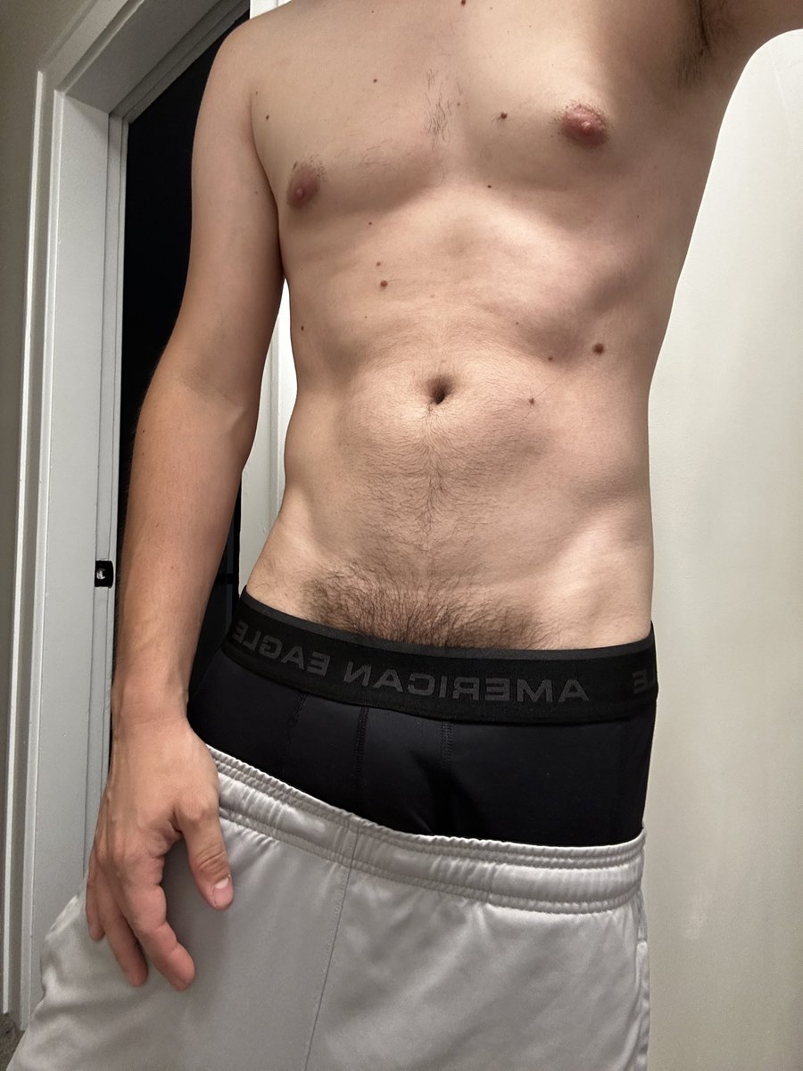 justanothersag_'s tweet photo. You know what?  It’s HOT outside already…!

You know what else is hot…?  Me getting ready to go for a job outside, and admiring the fit and how I look 😜

Please feel free to admire as well~ 😘 https://t.co/BzxjRu38ab