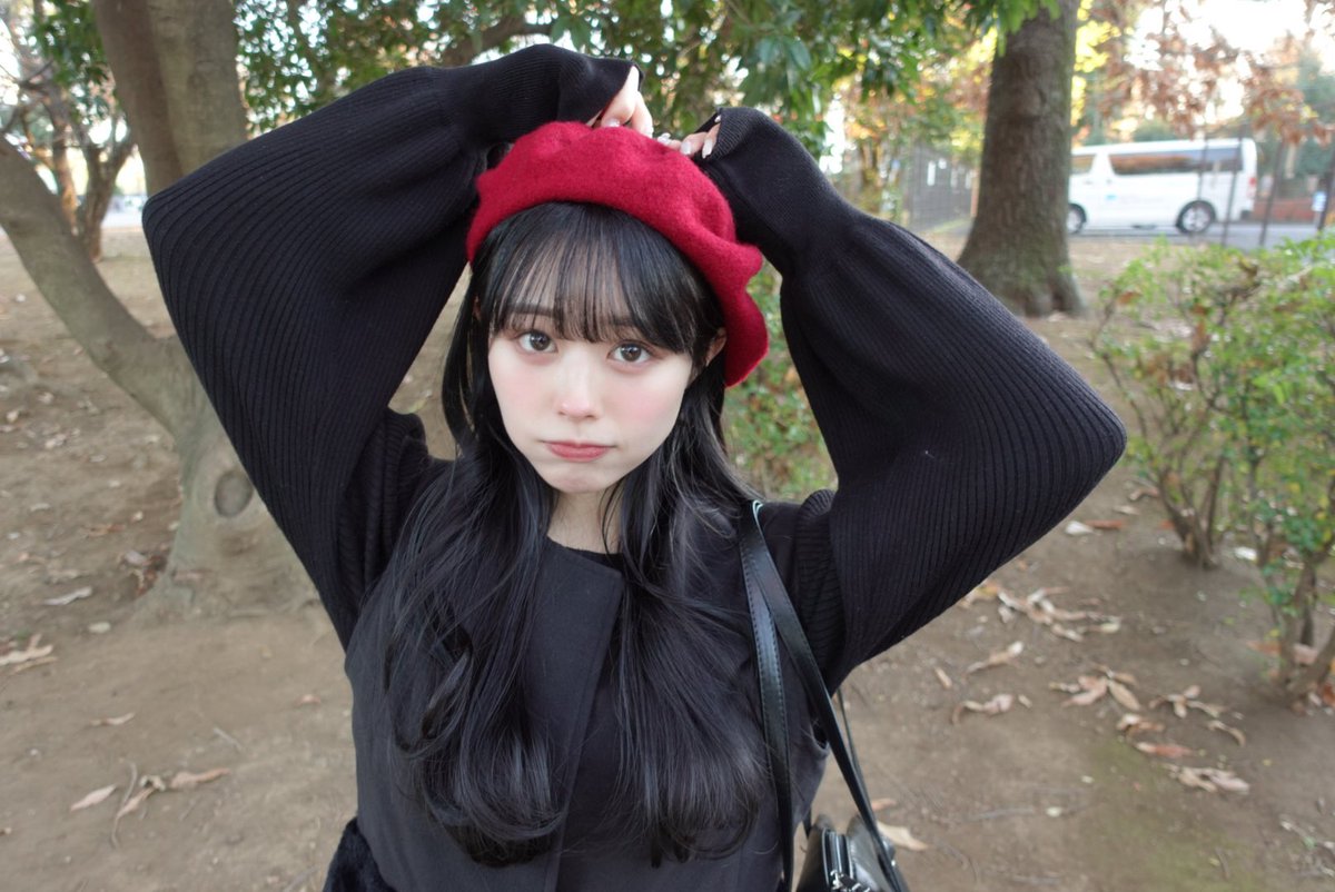 Gv0sj8J0Ix23222's tweet photo. 困り顔も可愛いすぎる！ https://t.co/xKEK1AYsFq
