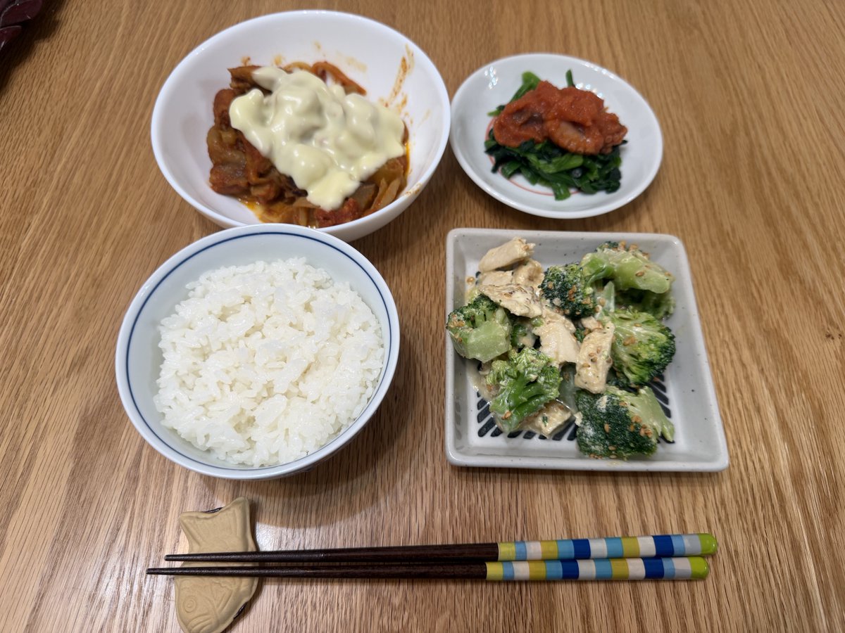 cocoonP's tweet photo. ニイチクさんのチーズタッカルビ　たこ明太　など https://t.co/145YYunOjB