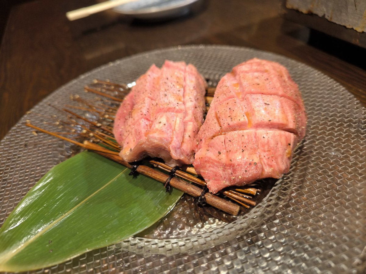 Line3Revo's tweet photo. 昨日は29日だから美味しい肉を食べた https://t.co/l5GqkztyD7