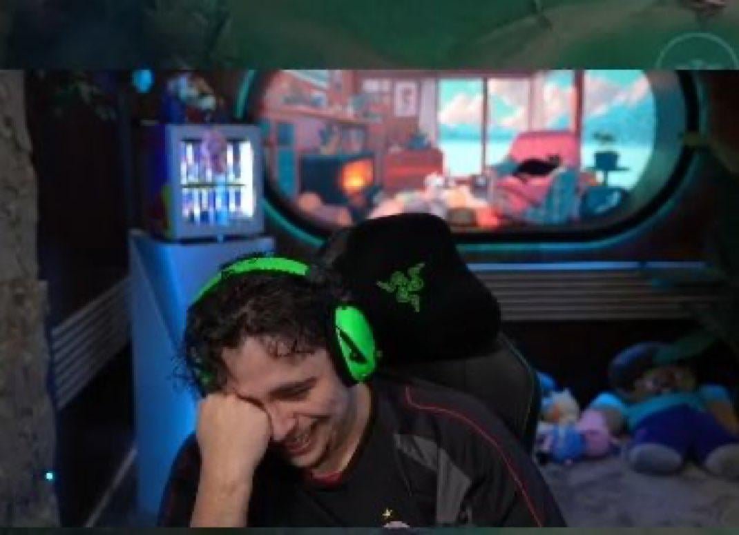 charcharlesz's tweet photo. @LEC Maybe KC just has none? https://t.co/1X6IFCcNKY