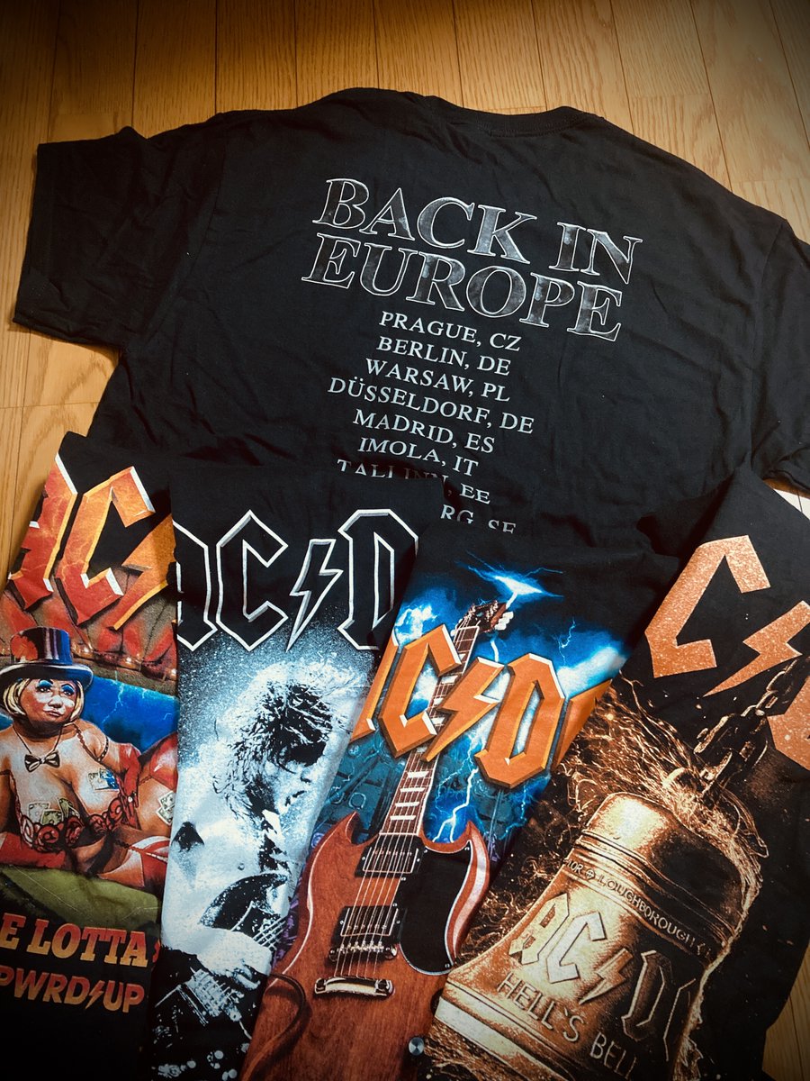 rockechoes69's tweet photo. ヤバいＴシャツが入荷ッス🔥

AC/DCの2025年・PWR/UP・TOURのヨーロッパ・ラウンド・シャツの限定入荷デス！

会場で売られていたツアーシャツのオーバーストックで、価格もリーズナブル😳　泣けます🤣

気合で商品アップ準備してますので乞うご期待🤘

＃バンドTシャツ #レコード #EP盤 #RockEchoes https://t.co/J3uBpugBQ3