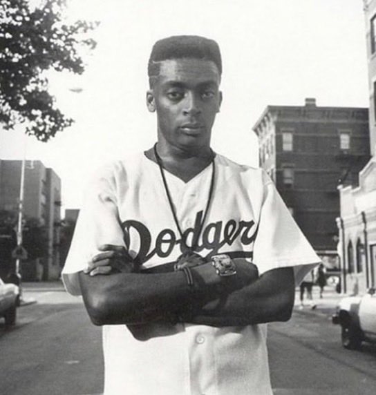 SebastianAvenue's tweet photo. Do the Right Thing was released in theaters June 30, 1989. Selected for the National Film Registry by the Library of Congress, since released the film has been featured on many other lists of the greatest films of all time by numerous critics.

Classic 🔥
Happy 37th. https://t.co/f6padjiGvm