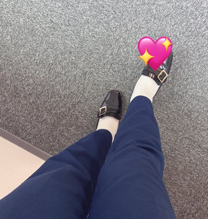 1kspring's tweet photo. こんばんは♡
6月も早くも最終日ですね♡

月末処理で大変でしたが、もうすぐボーナスの支給日なので楽しみです♡

マゾの皆さんはもうボーナス出ましたか？♡

#貢ぎマゾ #貢ぎ奴隷 #ATM奴隷 #M男 #S女 https://t.co/N3s1532XlH
