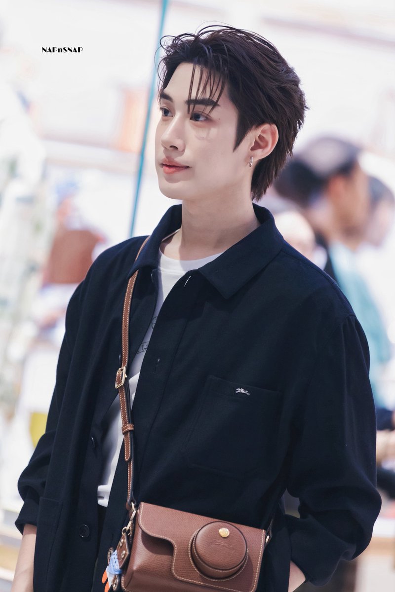 NAPnSNAP's tweet photo. คนหล่อมองยังไงก็ไม่เบื่อ 💚

TLE X LONGCHAMP
#LongchampFall26xTle
#TLE_mtm https://t.co/fuf7MjGw2x