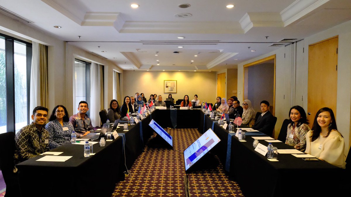 ukmissionasean's tweet photo. Advancing nature-based solutions across #ASEAN 🌿

Last week in #Jakarta, the Carbon and Nature Opportunities for Prosperity and Yield (CANOPY) Project brought ASEAN partners to design investable projects that unlock finance for nature and support communities.

#UKASEAN5 https://t.co/Ebnjz8TFO2