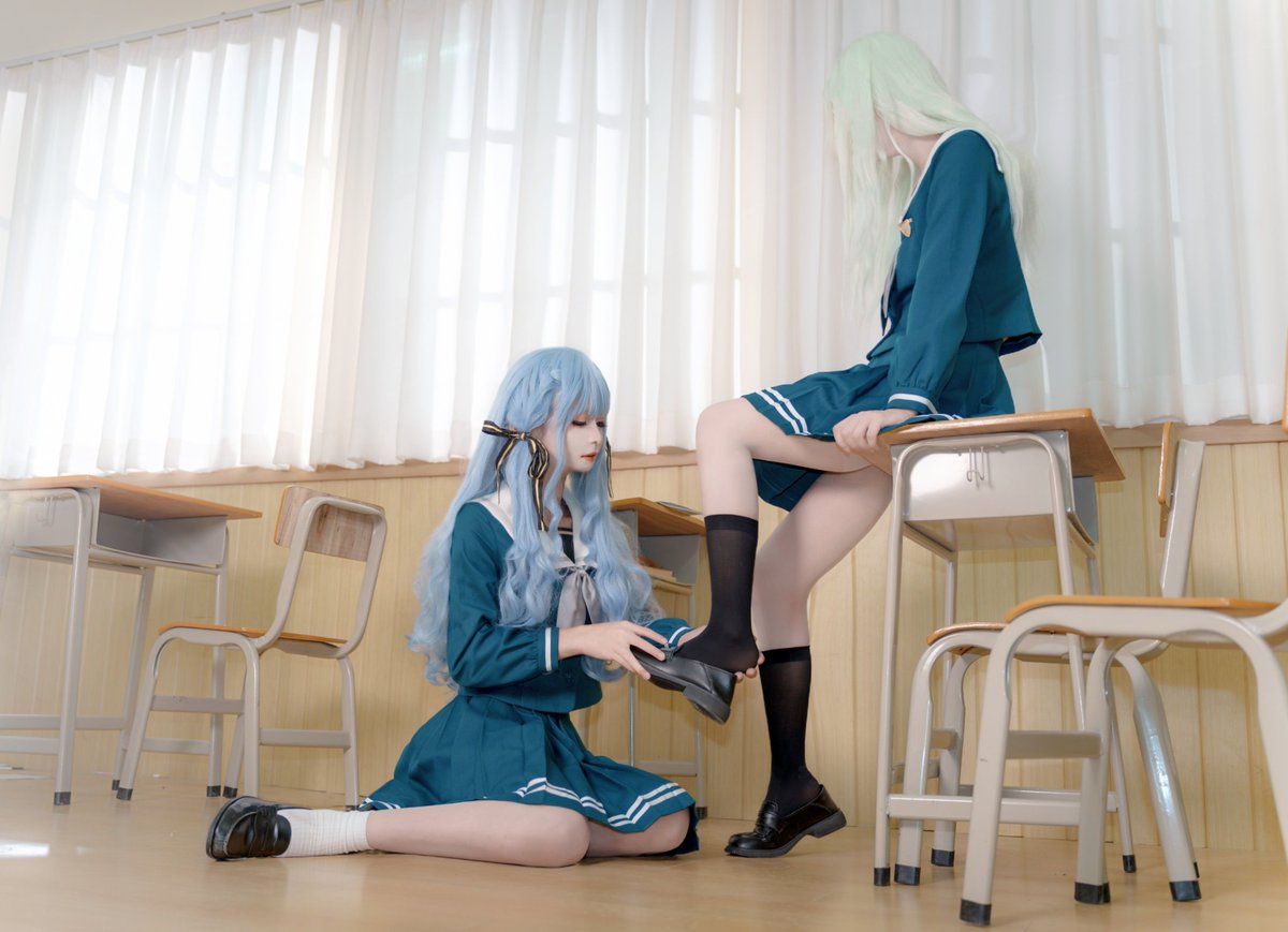 sakurakoujiaiue's tweet photo. 整理妹妹的着装乃是姐姐的职责
摄:@orthozhuren
睦:无X账号的sugar老师
祥:我
#cosplay #睦祥 #祥睦 #丰川祥子 #若叶睦 #mygo #avemujica #crychic #百合 https://t.co/lh5jr1LQ0d