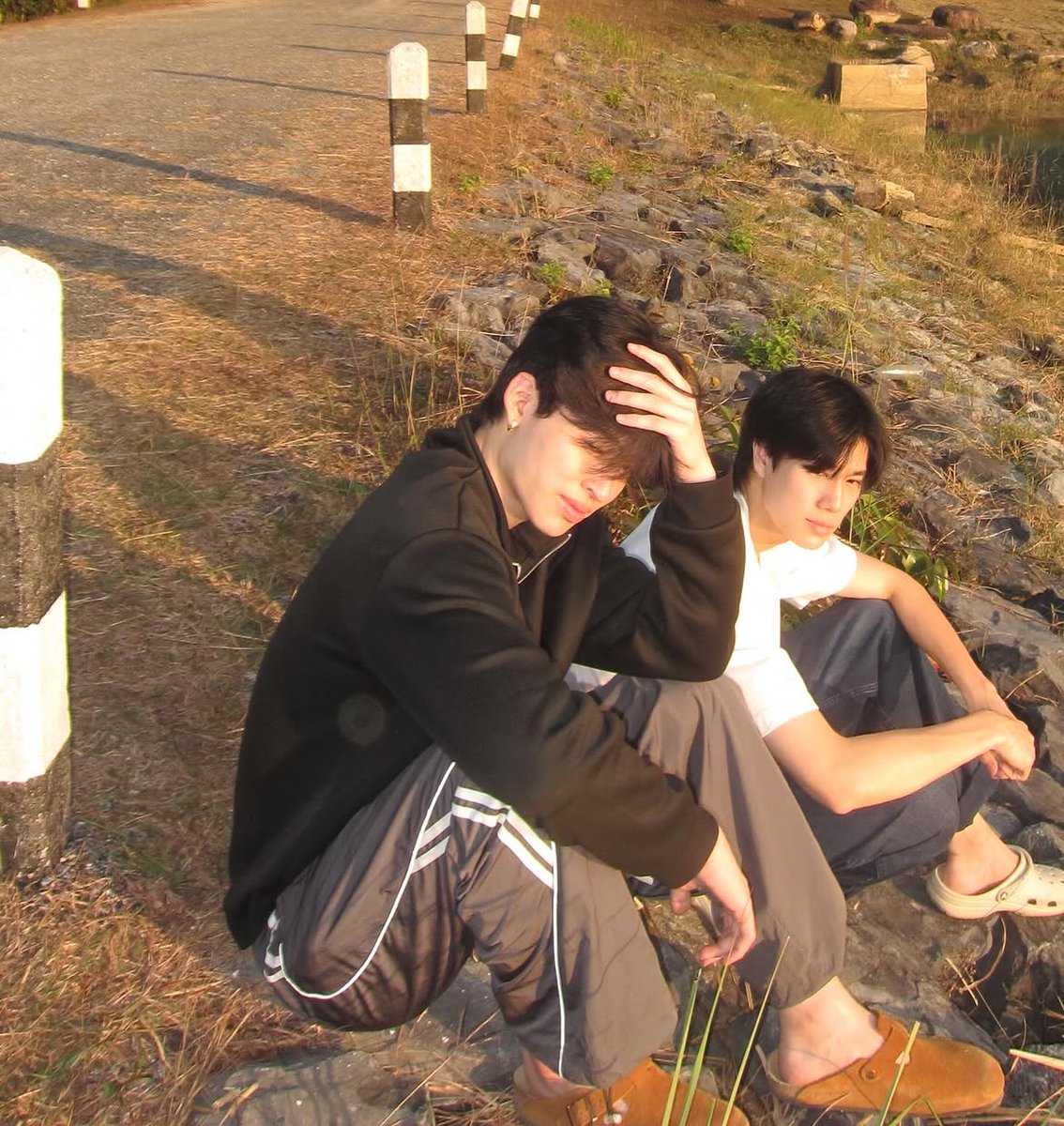ppw_valour's tweet photo. how he posted them                 how he posted them 
#ปอนด์ภูวินทร์ https://t.co/ijXdVJbPlE