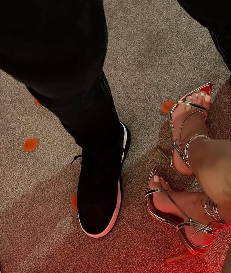 CruellaDomm's tweet photo. Viens aux pieds de tes supรฉrieurs ๐Dรฉesse et Alpha ๐๐๐ฉ๐ฟ
#Findom #FinD #Moneyslave #Moneymiss #Paypig #Finsub #Cashslave #HumanATM #alpha
@AntoRT34 @RTLovingFeet https://t.co/CgdFOkzzZn