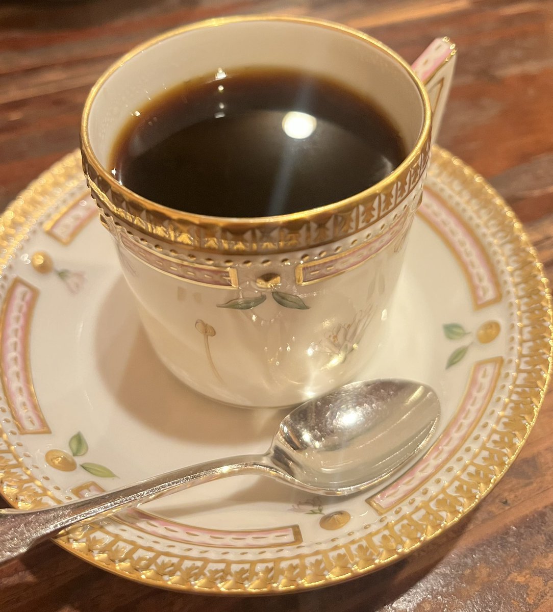 Yoru622005's tweet photo. 念願のタットリタン✨
ヤンニョムチキンも🤤
食後の珈琲も美味しかったな☕️
今回も楽しく美味しい상상会でした☺️ https://t.co/Z5XlFYi37C