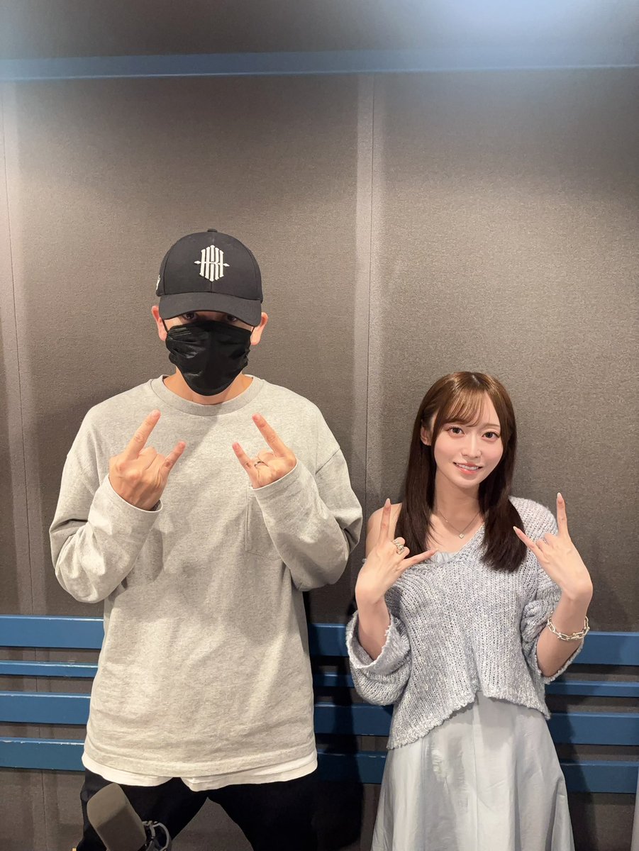 fav795's tweet photo. 💛#fav795 このあとスタート！！

📨今夜のテーマ【 JOYを起こせ👀 】

🎙️今夜のゲスト
お笑いコンビ #はりけ～んず✨
（@noborukaze／@araipatiino）

＼✉️メッセージはコチラ／
https://t.co/6YIcAGPBFo https://t.co/bCAVtUsG1P
