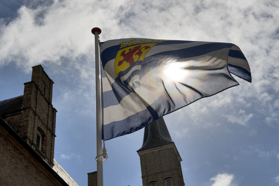 provzeeland's tweet photo. ✔️GS Dinsdag. De besluiten die vandaag genomen zijn:     

- Subsidie voor Gastenbijeenkomst Havendagen Zierikzee 2026
- Openstelling subsidieregeling Herontwikkeling Bedrijventerreinen
- Provincie neemt deel aan project ‘Water tussen Wal en de Schelde’

https://t.co/IFeCrln4rw https://t.co/zjHnhpPppR