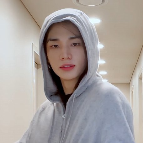 ArisuNines's tweet photo. the shape of his lips, the cute teeth... 🥺 https://t.co/GP4U8xOGsg