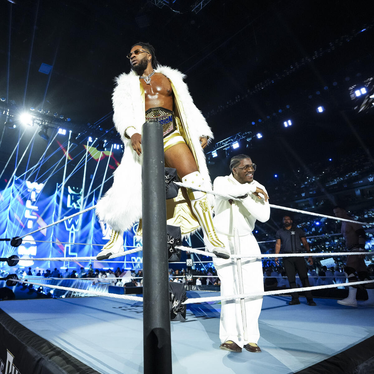 WrestleFeatures's tweet photo. Dave Meltzer believes that WWE needs to figure out a way to give Trick Williams a good PLE match.

(WOR) https://t.co/op4LMjNY8B