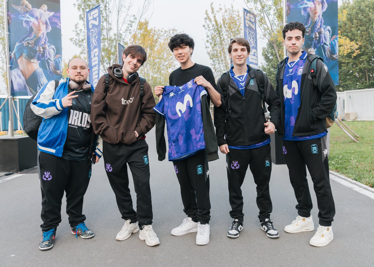 MovistarKOILoL's tweet photo. Si os habéis quedado con ganas de ver a un equipo clasificarse al main event de un internacional... 

Podréis verlo en el LEC Roadtrip del Summer Split. Entradas a la venta este domingo. https://t.co/Ea9Qxm6dnU
