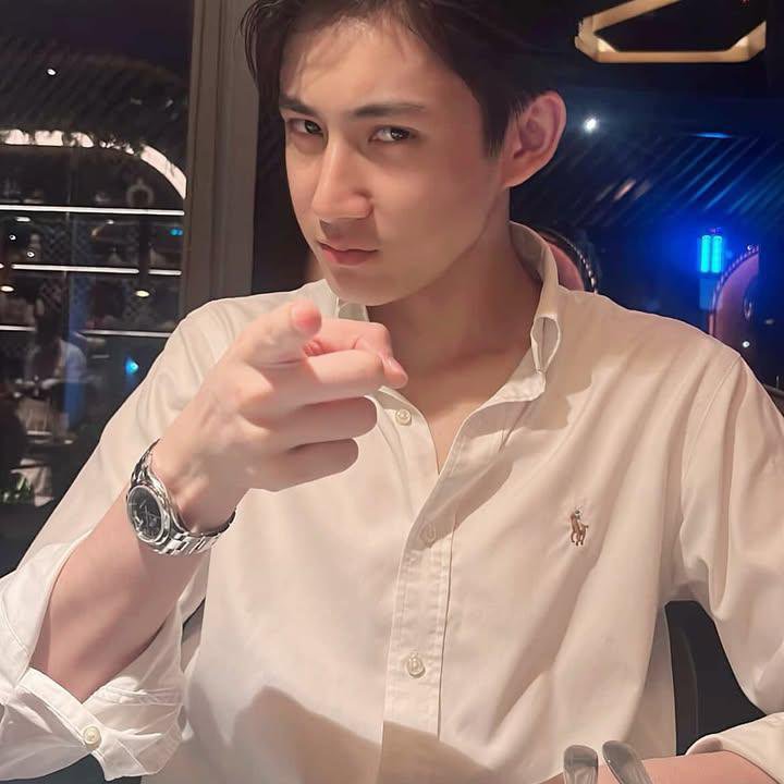 NgocNguyen54058's tweet photo. Em nhắc anh Matthis, 3 ngày rồi mình chưa cập nhật cái j rồi đấy @matthismetharam #matthis https://t.co/LzKb7863gk
