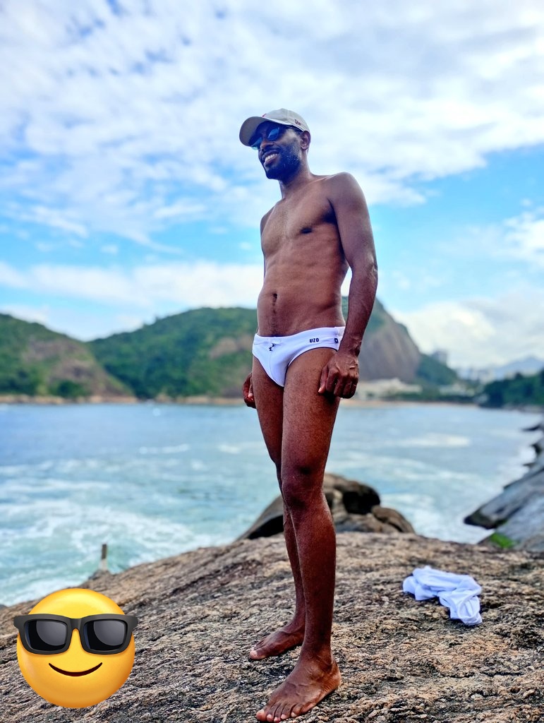 ErosDoce's tweet photo. ⛱️#PraiaVermelha #trilhapãodeaçúcar #RJ https://t.co/rfOgxkQ7rt
