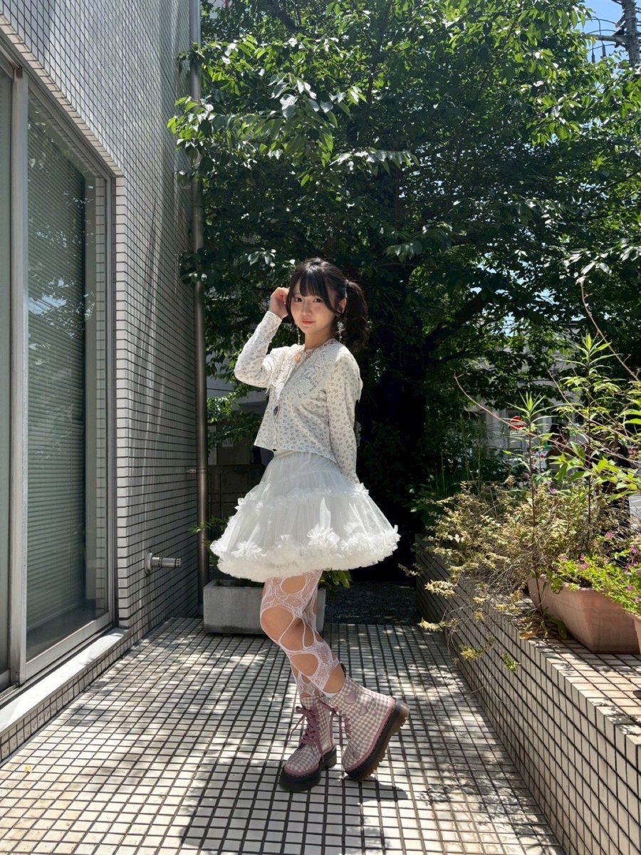 remi_amakawa's tweet photo. お知らせ📢💭

本日6月30日（火）発売✨️✨️
『#Zipper 2026年夏号』に
掲載していただいてます🐣🍅

チェキのプレゼントもあるので
是非にゲットして欲しいです🫣

🔗Amazon
https://t.co/bEBjVWbRUu

🔗楽天ブックス
https://t.co/veKrqwSqaR

全国の書店でもご購入できますよ🫣📚
#Zipperjp @zipperjp