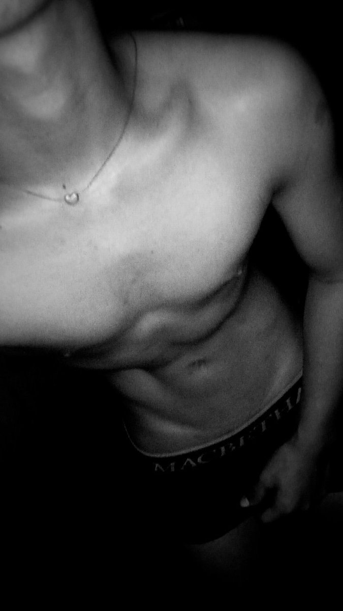 james_kamid's tweet photo. 💦😝 https://t.co/BopbD38xU9