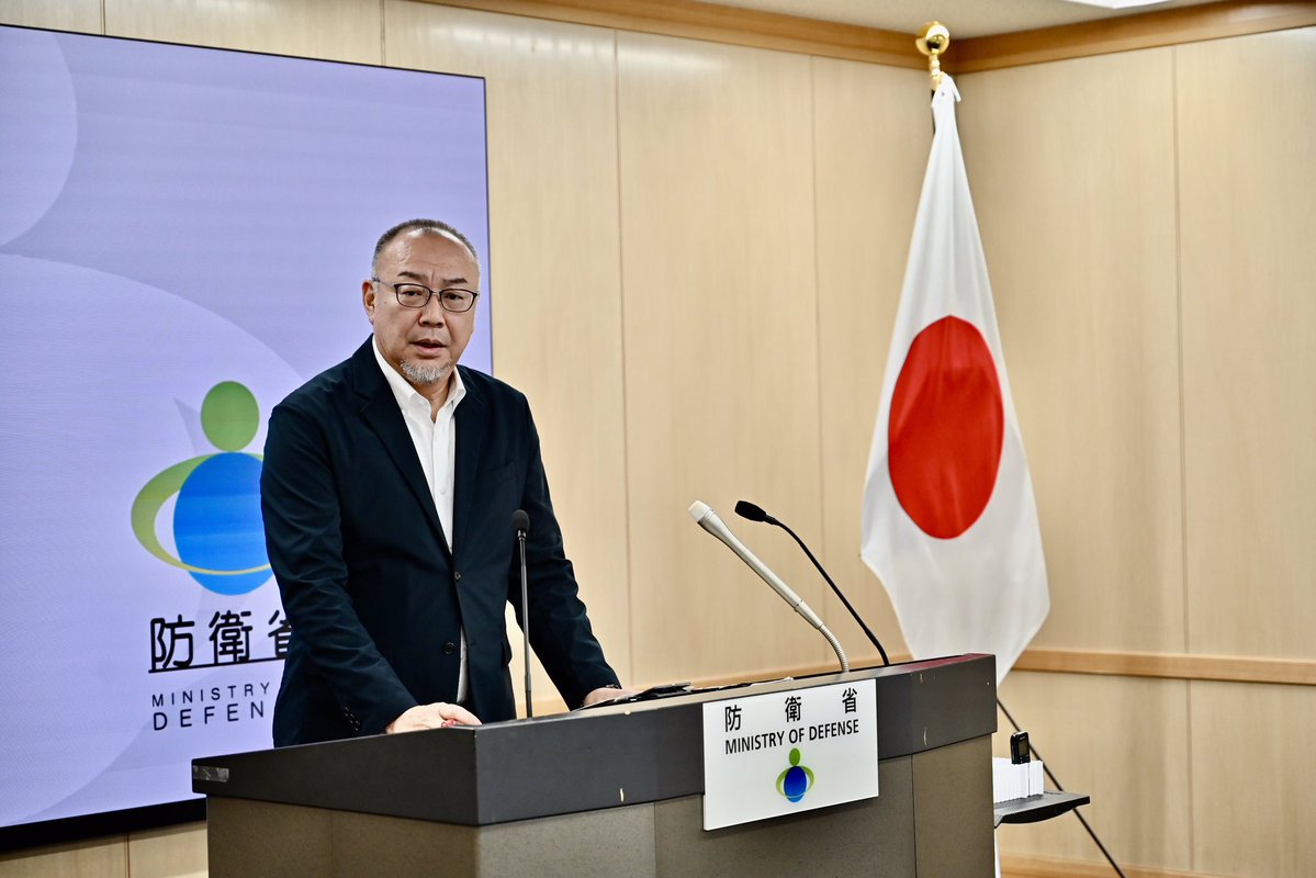 防衛省あぐいん報道官 tweet media