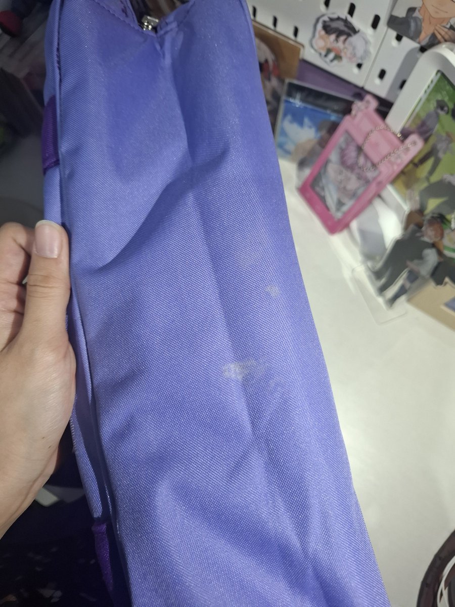 keiinmaa's tweet photo. Tas shiratorizawa aku sudah sampai, karena huru hara kemarin aku jadi tidak excited menyambut tas ini:))) https://t.co/EIpVq0wNZI