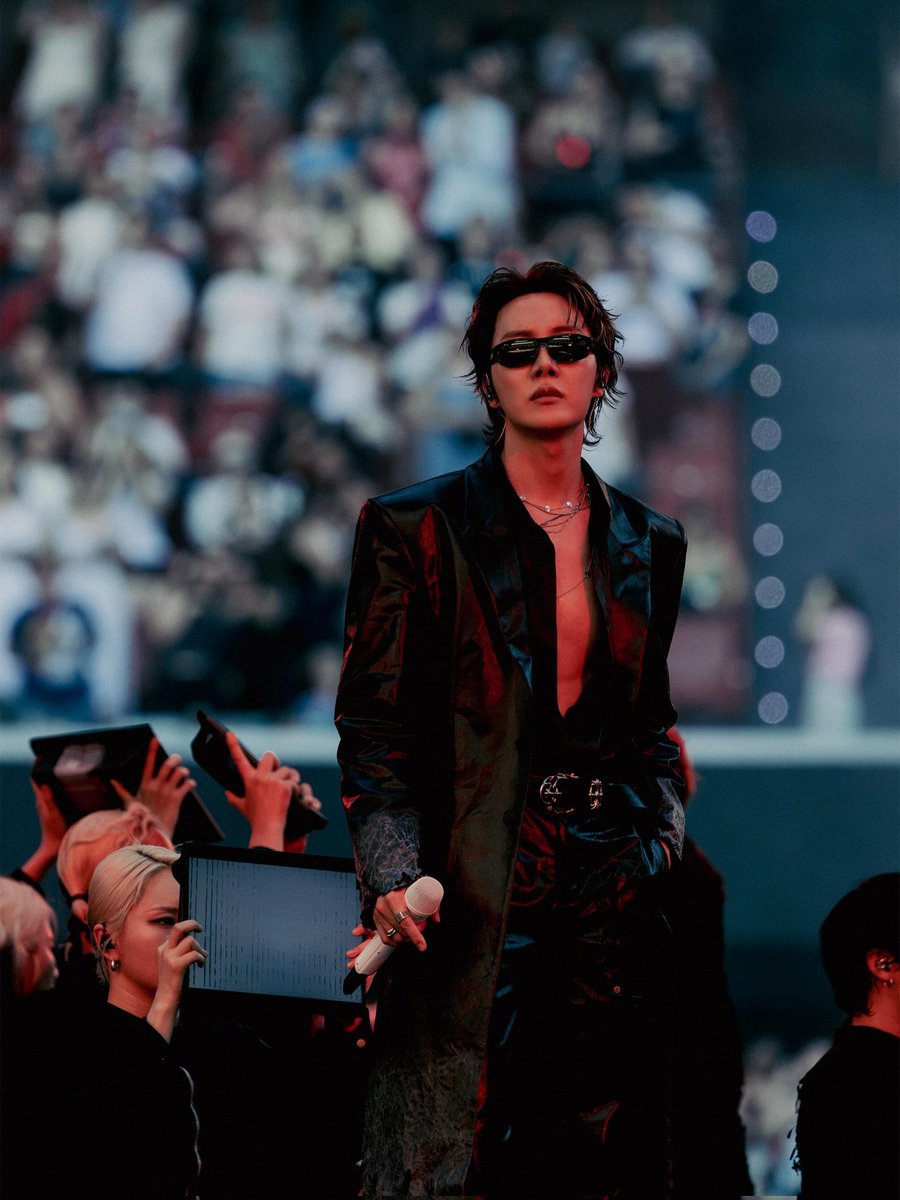 btschartsxdaily's tweet photo. #BTS via Instagram Post (1)💜

“BTS WORLD TOUR ’ARIRANG‘ IN MADRID”
https://t.co/YdWBkdpxXp https://t.co/fIRzYLvdot