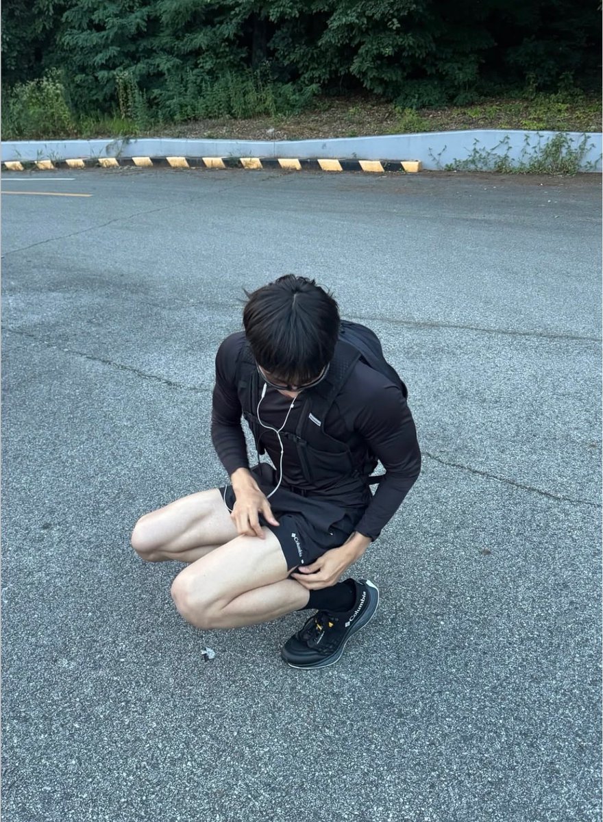 scriptreine's tweet photo. aurat dek pahanya yaampun!!! pengen peg—UHUK UHUK jirs ada om om kelahiran 16 mei 1982 yang  throat punch gue barusan ngak boong https://t.co/07Uh2BYA9C