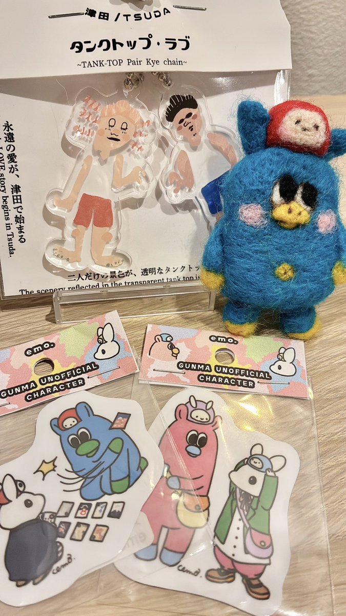 neko05neko15's tweet photo. 今日はムーカフェさんに行ってきました♡
群馬非公認キャラクター展の塗り絵で銀兵堂様より賞をいただいたので受け取りに🙌
かっっっわいい非公認を受け取り大興奮！
そしてemo.さんにもお会いしてご厚意でステッカーをお迎えさせていただきました🙏
大切にします！ありがとうございます💚 https://t.co/PUxwGrIaH5