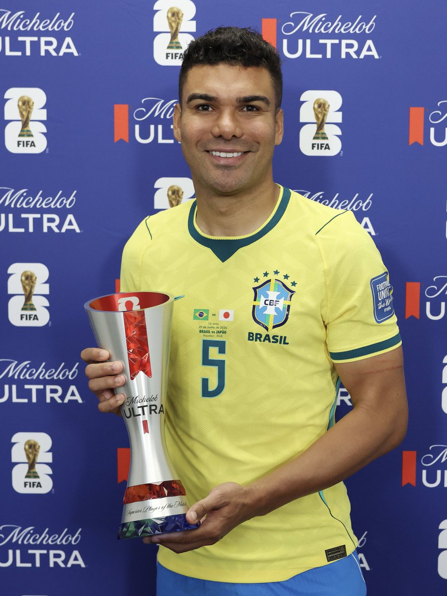 ligaportugal's tweet photo. MVP 🎖️ com 𝗔𝗗𝗡 𝗙𝗖 𝗣𝗼𝗿𝘁𝗼 🐉

Estão a gostar de ver estas exibições, Portistas? 👀 https://t.co/j8fNIbEFrm