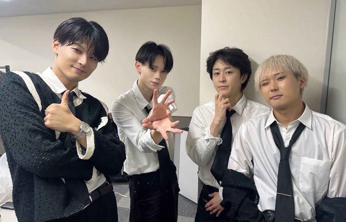 RIZZONofficial's tweet photo. 「～シンセレ2026～」にお越しいただいた皆さま、ありがとうございました✨

次回のライブはこちら！
7/2(木)「スカイブルー」@ 五反田G2
🎤RIZZ-ON出演時間　19:25〜
🕺🏼コラボ出演(大川澪哉)21:10〜

皆さまのご来場をお待ちしております🔥

#RIZZON #リズオン https://t.co/DlT31f5CYD