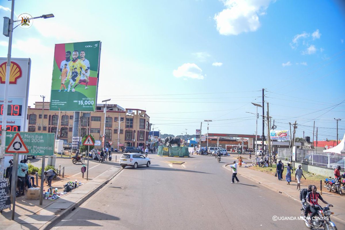 patr8797's tweet photo. Gulu City🙌🤝..
We didn't get to thank former mayor @okwonga_alfred And his team enough... They're the reason to why Gulu City is the most clean city in Uganda... Bravo... Hope the current leadership can push higher than this. https://t.co/KqmRjlINqF