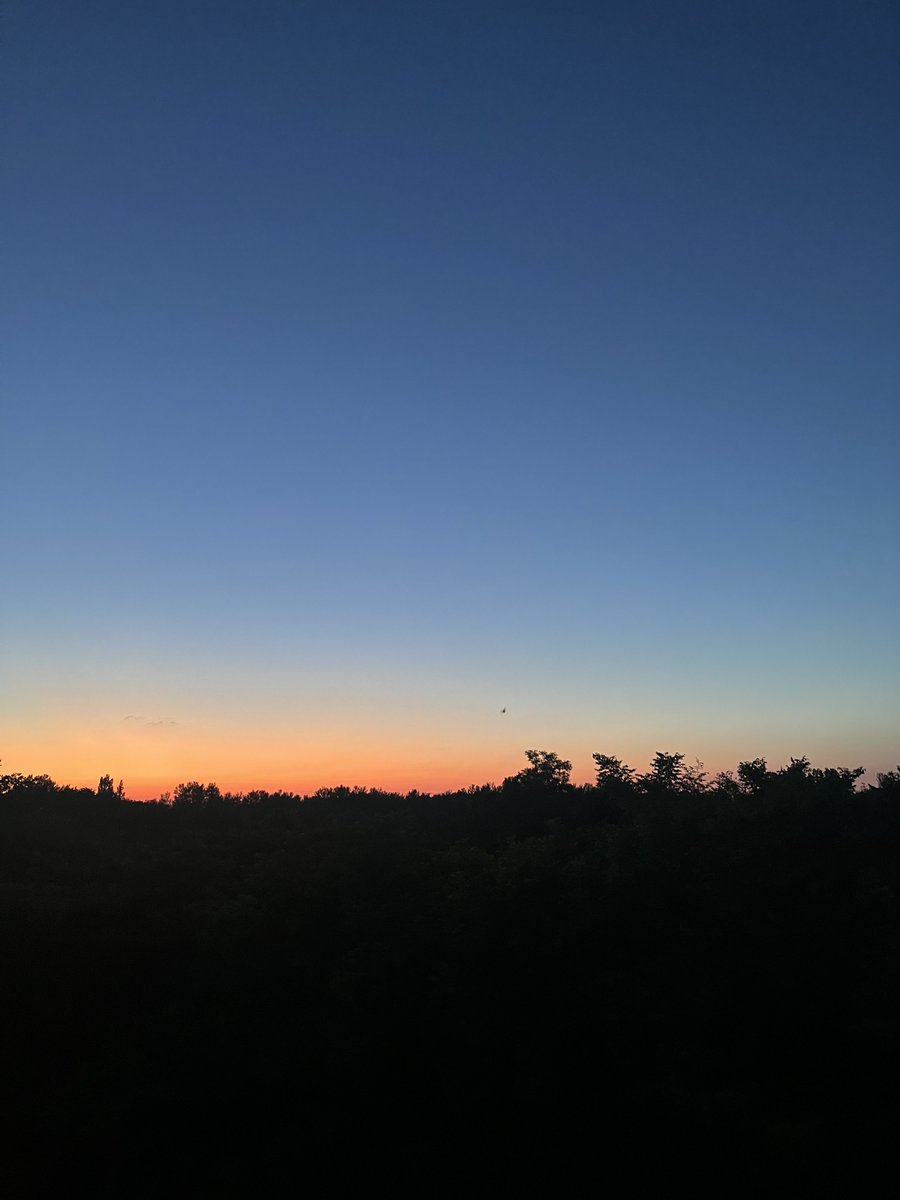 Tukinousagi35's tweet photo. #イマソラ　#キリトリセカイ　#夕日 https://t.co/OAVBFsNxlH