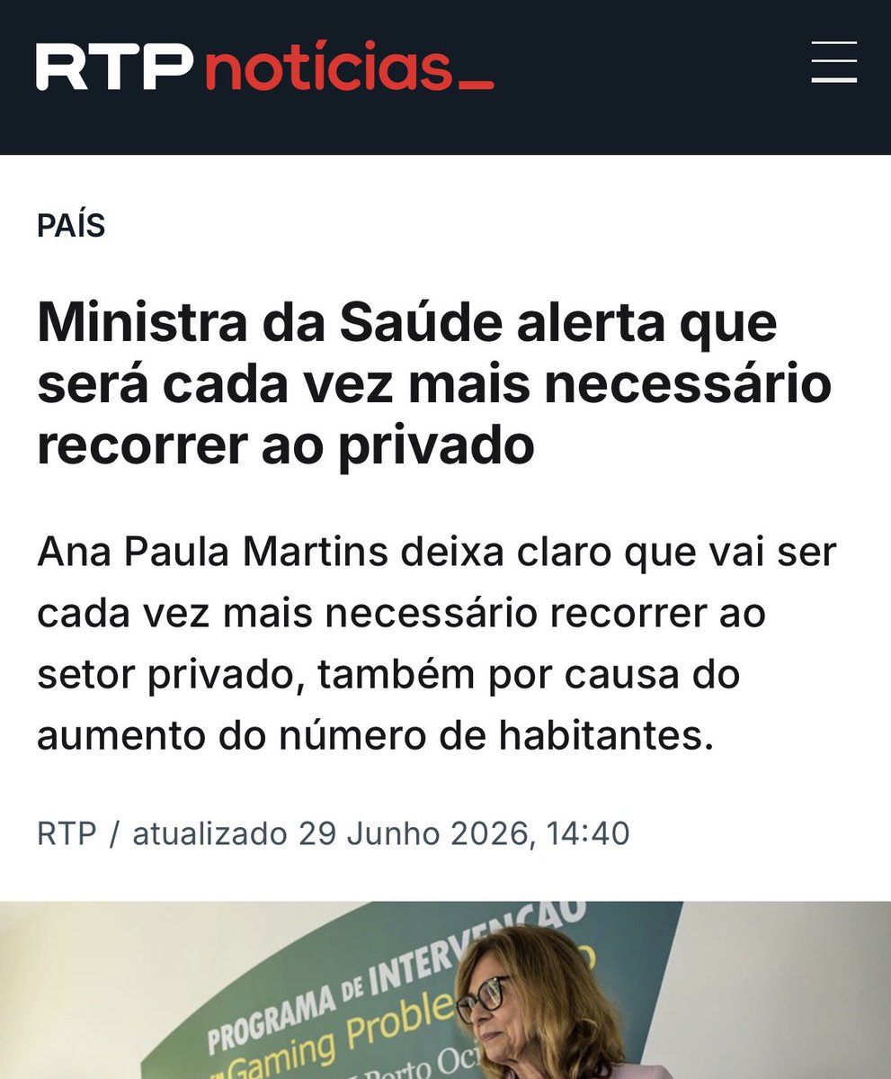 Tomas_Pereira_T's tweet photo. Este governo vai roubar aos portugueses a maior conquista de Portugal: um serviço de saúde que trata doentes e não clientes. 

Construído e pago pelos impostos de todos e oferecido de bandeja para o lucro de alguns. https://t.co/yWOW5tHPqi