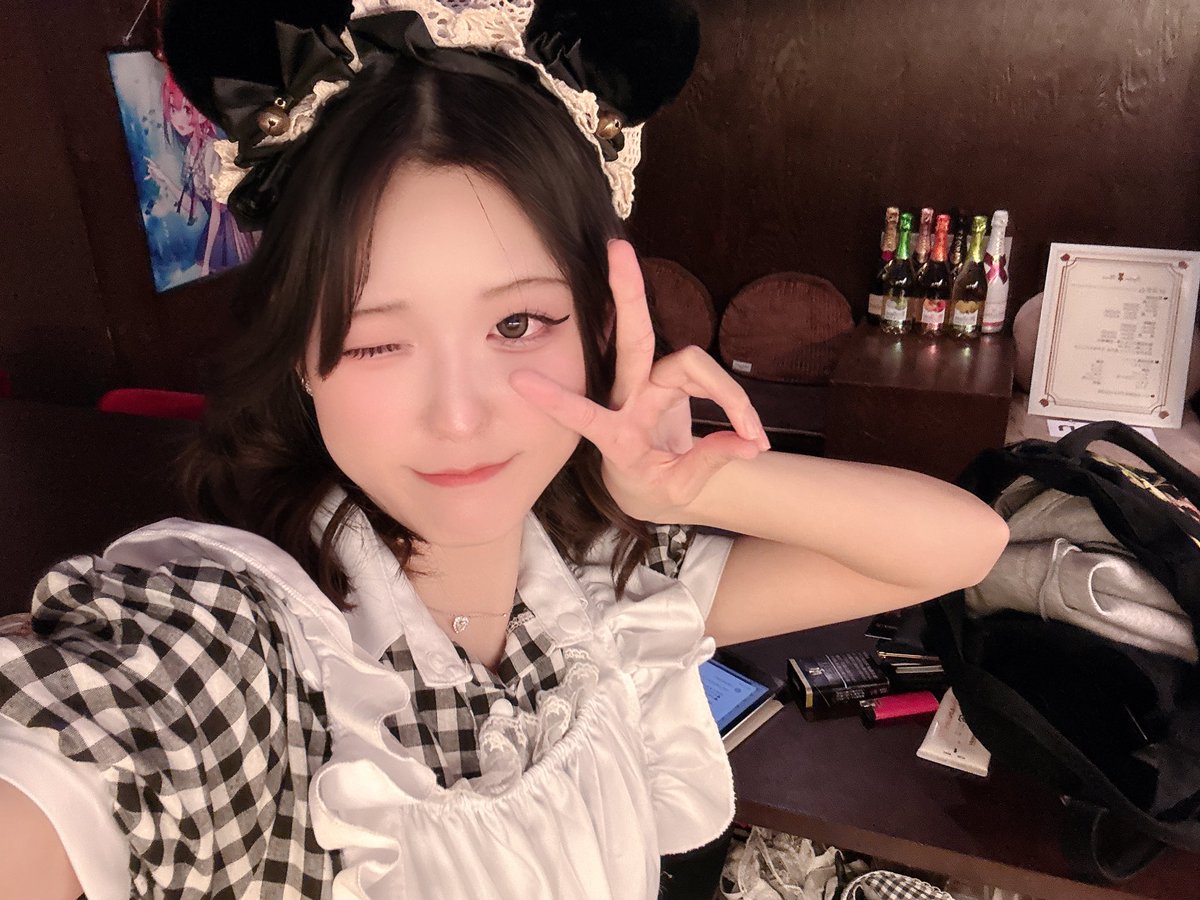 teddyholi's tweet photo. 2026/6/30♡

てでぃHOLICオープンしてます！🎀

今日のくまさん🔽
🧸はお20.5-24時（@lovelyhaopi ）
🧸さくら20-24時（@sakura___o0 ）
🧸かぐら20-24時（@kgr05170615 ）

お待ちしております🐻‍❄️🫶

#札幌 #琴似 #コンカフェ #メイドカフェ https://t.co/v6gI145pqQ