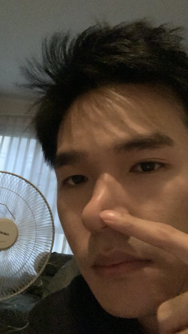 zenznnn's tweet photo. แต่ก็อยากทำนะ เก็บตังๆๆ https://t.co/pgvIMeW4YW