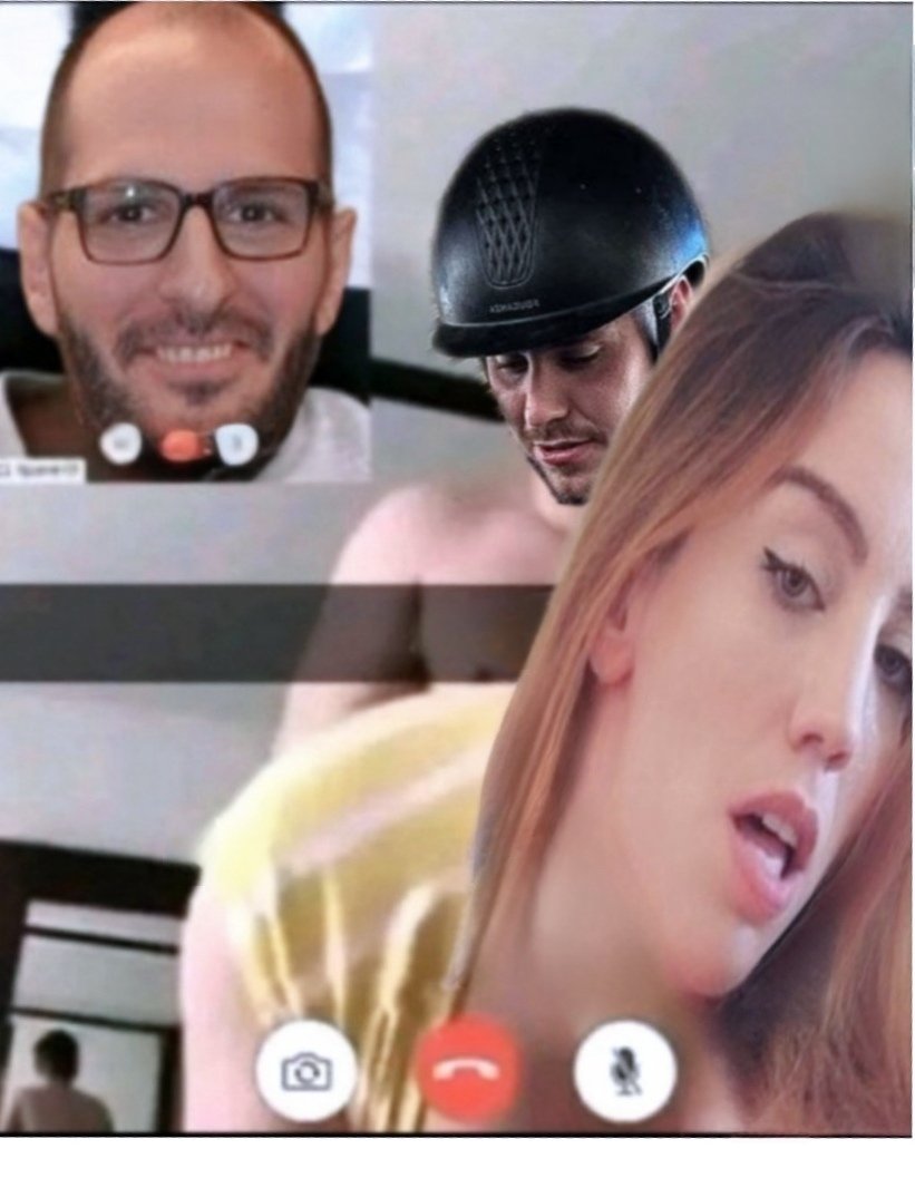 Fansolvi's tweet photo. @AxtwaMin Falta yisus el instructor del gym que se garchaba a la yegua cuando el calvo hacia directos https://t.co/GpYizQUC2X