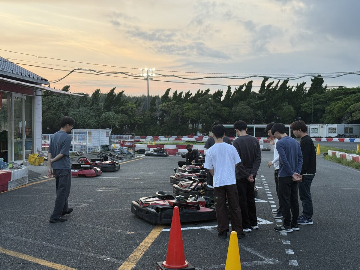 tut_formula's tweet photo. 今日は新入生を連れてカート練習に来ています！
 #TUTFORMULA  #豊橋技科大 https://t.co/Mre9c9J4jK