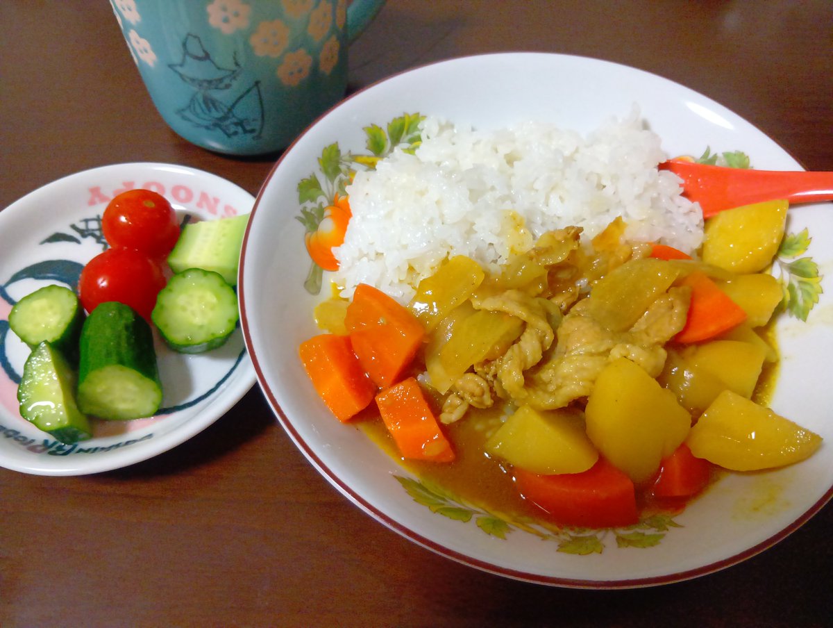 chrickye9's tweet photo. 今日で一旦、上の階の音から解放されるのかなと思うと嬉しくて、今晩は喜びのカレー(リメイクカレー再び)(´～｀)

次は多少まともな感覚持ってる方がいいなぁ🙏(自戒込み) https://t.co/847kthzYNA