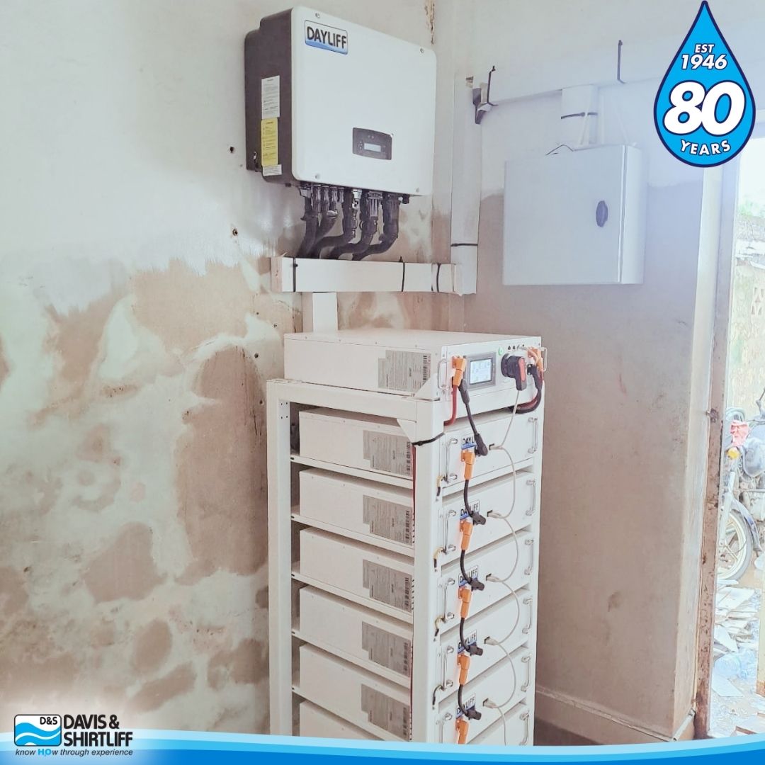 DavisShirtliff's tweet photo. Davis &amp; Shirtliff Kilifi Branch installed a 30kW high-voltage hybrid solar system for a hardware business, featuring 33kWp solar PV and 30kWh lithium-ion storage for reliable off-grid power with automatic KPLC backup. 

Learn more: https://t.co/58tgL5G94O 

#WeAre80 #SolarEnergy https://t.co/XITHu8IfBf