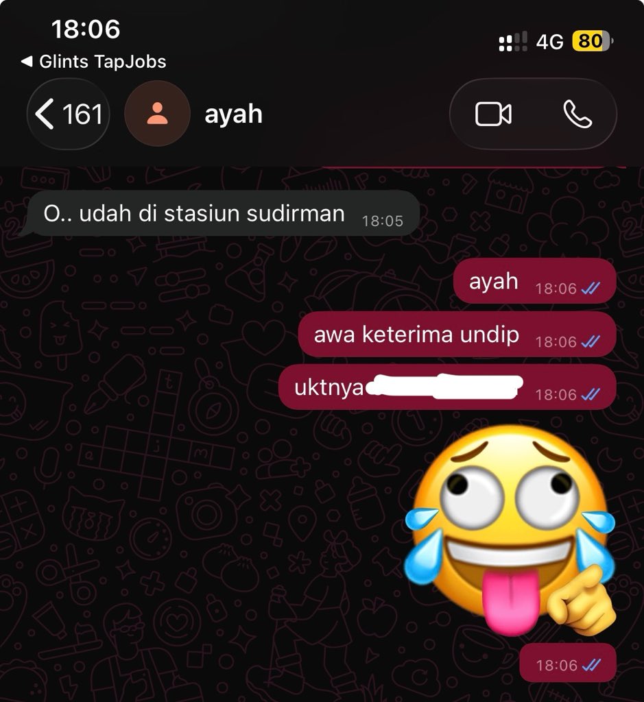 fifthvea's tweet photo. gua penasaran reaksi bapak gua selaku pembayar ukt yg habis pensiun bayar ukt gua muncul lagi ukt adek gua:v https://t.co/kBWReC0dA0