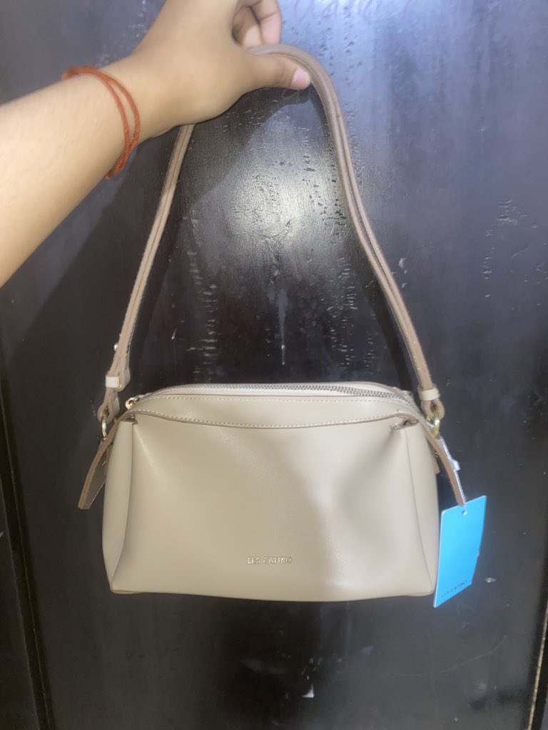 ryehalflight's tweet photo. wts les catino devi crossbody new with tag READY BROWN DAN PINK

🏷️ 75K

bisa 🍊 DAN COD
GRATONG
dom jatim

https://t.co/KTpKdZRirW https://t.co/RS8gwdxZCo