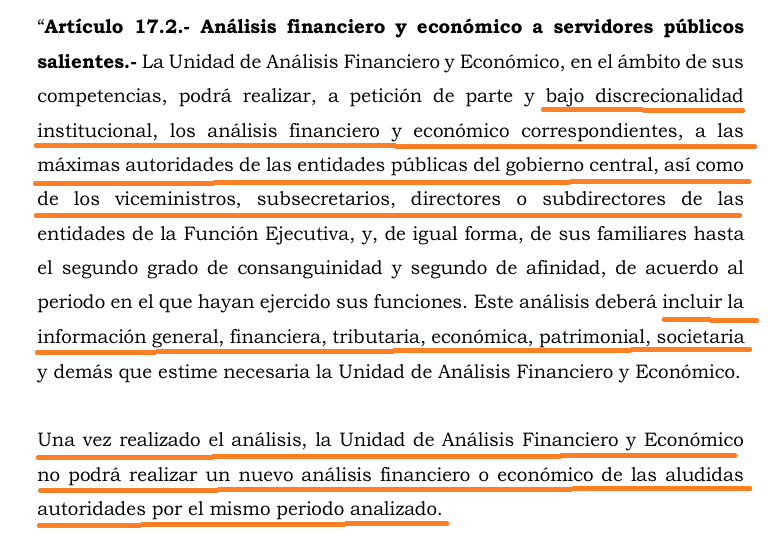 dolarizacionEc's tweet photo. ARTÍCULOS TRUCHOS INCLUIDOS A ÚLTIMA HORA EN LEYES APROBADAS POR LA ASAMBLEA NACIONAL ABREN LAS PUERTAS A LA IMPUNIDAD, CORRUPCIÓN Y PÉRDIDAS PARA EL ESTADO.

Esta Asamblea Nacional de mayoría oficialista lleva sobre sus hombros el peso de haber aprobado leyes que han sido aprovechadas para incluir artículos incongruentes con el principio de unidad de materia, pero consistentes para beneficiar y cuidar de las espaldas de quienes las han promovido. Por citar tres leyes en donde se puede evidenciar una práctica legislativa recurrente y reprochable desde todo punto de vista:

La reciente Ley Orgánica Reformatoria para prevenir y sancionar el uso delictivo de uniformes… en la que mediante el artículo 20 se le dio una nueva competencia a la @ContraloriaECU como es la destrucción de documentos físicos o digitales que contengan información confidencial, secreta o secretísima relacionada con exámenes realizados por este organismo de control. Cómo es posible que la misma @ContraloriaECU  no salga a argumentar lo grave que sería eliminar información catalogada como clasificada y que mañana puede ser levantada su reserva para fines investigativos. En los últimos años el término RESERVADO ha sido utilizado para camuflar los abusos, la corrupción y los contratos a dedo. La evidencia más elocuente está en los contratos por la emergencia energética 2024. 

Será que la @CorteConstEcu permite tal despropósito, por decirlo menos.

En la "Ley de Transparencia Social" se incluyó el artículo 17.2 que dice del análisis financiero y económico de oficio de la UAFE a las máximas autoridades del gobierno central y que una vez realizado no se podrá volver a realizar por el mismo periodo analizado. Dónde está el problema que se hagan los análisis que sean pertinentes y las veces que una investigación seria amerite?

La más detestable y que pasó con la complicidad de la @CorteConstEcu fue la transitoria décima tercera de la "Ley de Integridad Pública", incluida también a última hora en segundo debate, que a diferencia de la primera remisión realizada apenas entró el gobierno del “Nuevo Ecuador”, dejo abierto este beneficio para que se incluya al presidente, asambleístas y sus familiares en lo atinente al 100% de intereses, multas, costas y demás recargos tributarios. El @SRIoficialEc  no ha transparentado quiénes nomás se beneficiaron pero por la evidencia de sus propios registros "Exportadora Noboa" que tenía originalmente una deuda de USD 98 millones, mediante la promulgación de esta transitoria, ahora ya no debe nada. Allegados y el propio @DanielNoboaOk  sostienen que es legal pero sin duda hubo conflicto de interés. Hacer leyes para el propio beneficio o de sus familiares, sin importar el perjuicio para el Estado, también es corrupción.

Captura de los artículos citados 👇