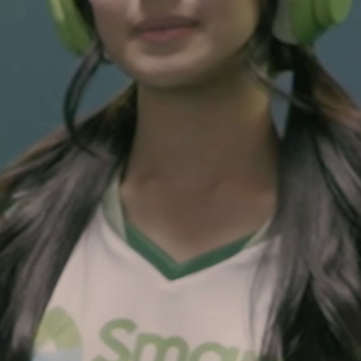 teeyanaahh's tweet photo. GAMER CAPRICE?!?!! naka-pig tails + curly hair combo yan sya pero pogi 🤩 https://t.co/HG1lTD0ZS2