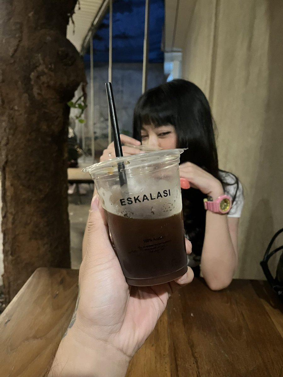 cursedkidd's tweet photo. june food dump

maaf gkda mkanan adanya kopi https://t.co/6ehQLJLq5X