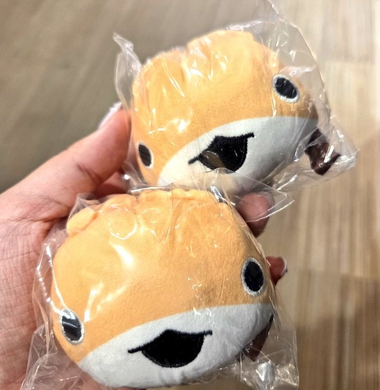 pieromouse's tweet photo. 【交換】おでかけ子ザメ 音が鳴る！ ぬいぐるみマスコット

譲:うさめちゃん
求:同種のかえるちゃん

郵送交換希望です。ピンポイントで難しいかと思いますが検索等お気軽にお声掛けください。 https://t.co/QOM41To7wT