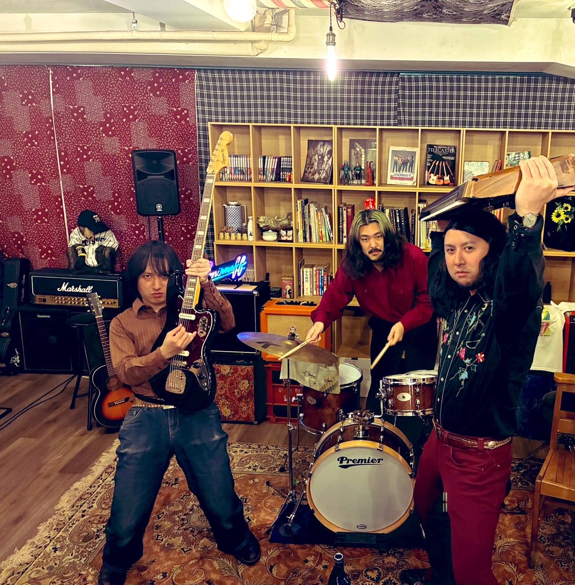 GROOVESTOCK91's tweet photo. 【緊急ライブ告知‼︎】
最高のイベントが1ヶ月後に決定

2026年8月1日(Sat)

ロックンロール遊園地
〜夏休みのはじまり編〜

豊川GROOVE STOCK(愛知)

-act-
THE LET'S GO's
THE BLACK DOLPHINS
THE NOiSE

OPEN/17:30 START/18:00
ticket:¥2400＋1D

ご予約は各バンド、GROOVE STOCKまで！お早めに！ https://t.co/Tj9Nq6DTct